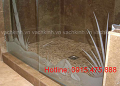 Vách tắm kính tại Định Công